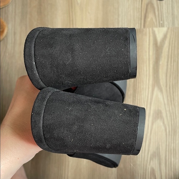 Steve Madden Black Suede Women's Mules - Picture 3 of 4